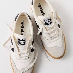 Gola Badminton Court Sneakers